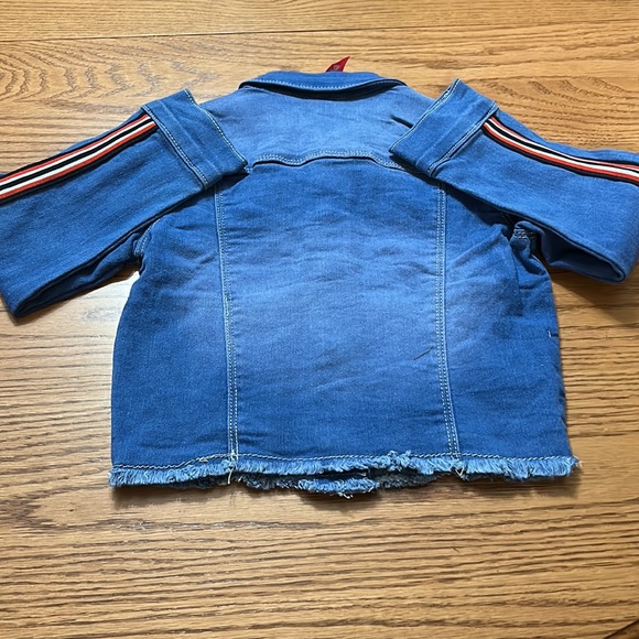 Pink Latte Jean Jacket Size 4/5 NWT - Picture 4 of 5